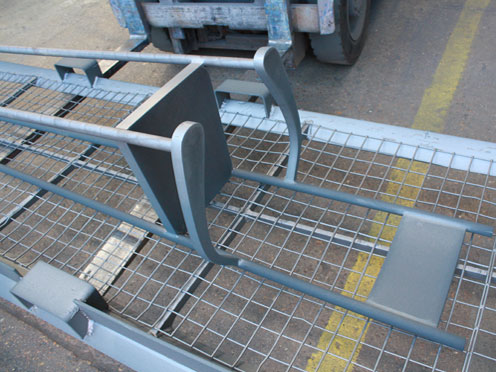 Hinchee-Hung-Lofty-sand-blasted