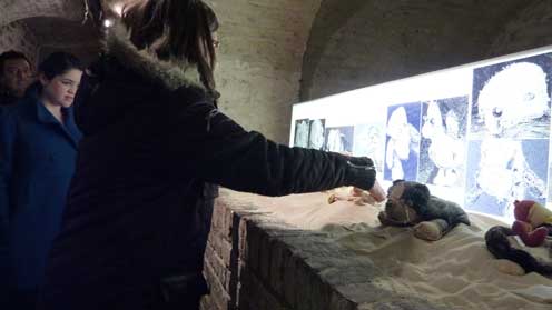 Hinchee Hung Brought-to-light02