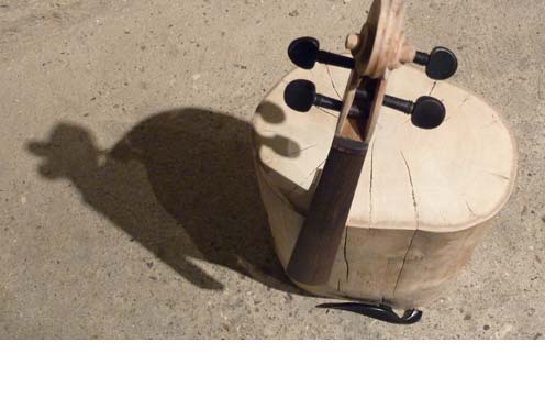 Hinchee Hung Cracking-up-violin