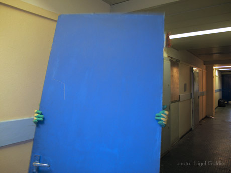 Behind closed doors Door-harvest