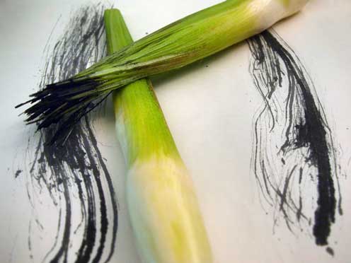 Hinchee Hung ink drawings